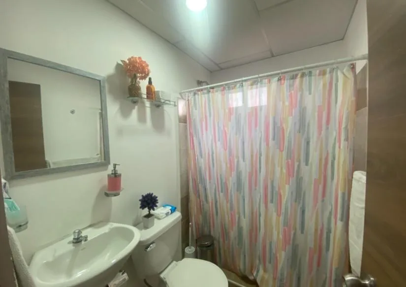 VENTA CASA VILLA DEL REY ETAPA PRINCIPE HARRY LizV