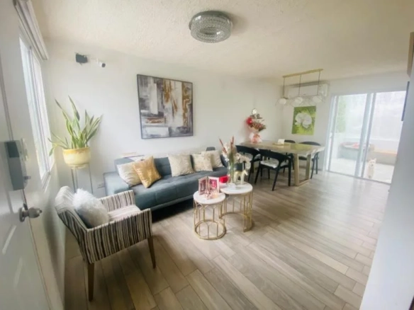 VENTA CASA VILLA DEL REY ETAPA PRINCIPE HARRY LizV