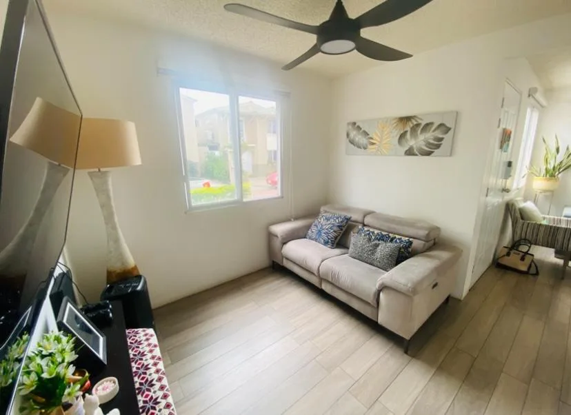 VENTA CASA VILLA DEL REY ETAPA PRINCIPE HARRY LizV