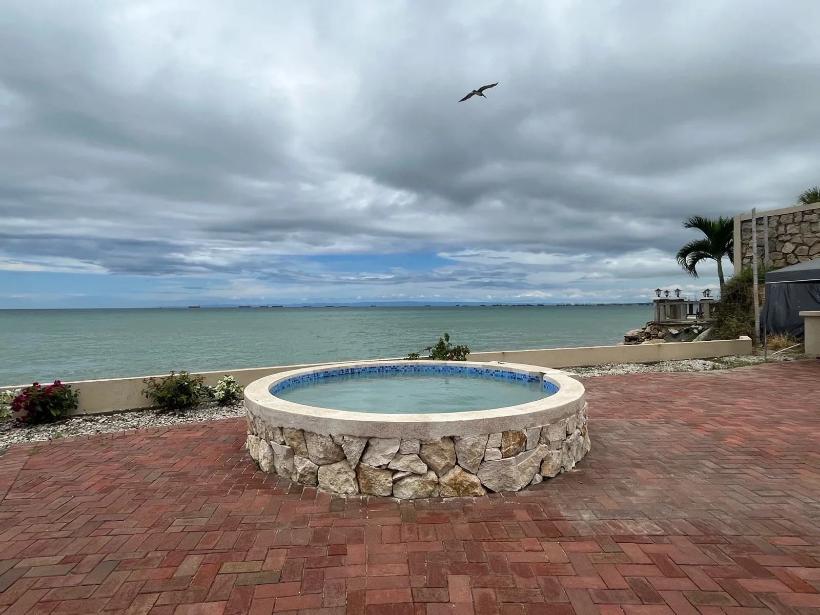 Venta departamento frente al mar Salinas Torre Oceánica La Milina VanRo