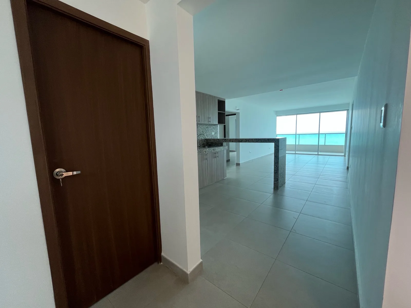 Venta departamento frente al mar Salinas Torre Oceánica La Milina VanRo