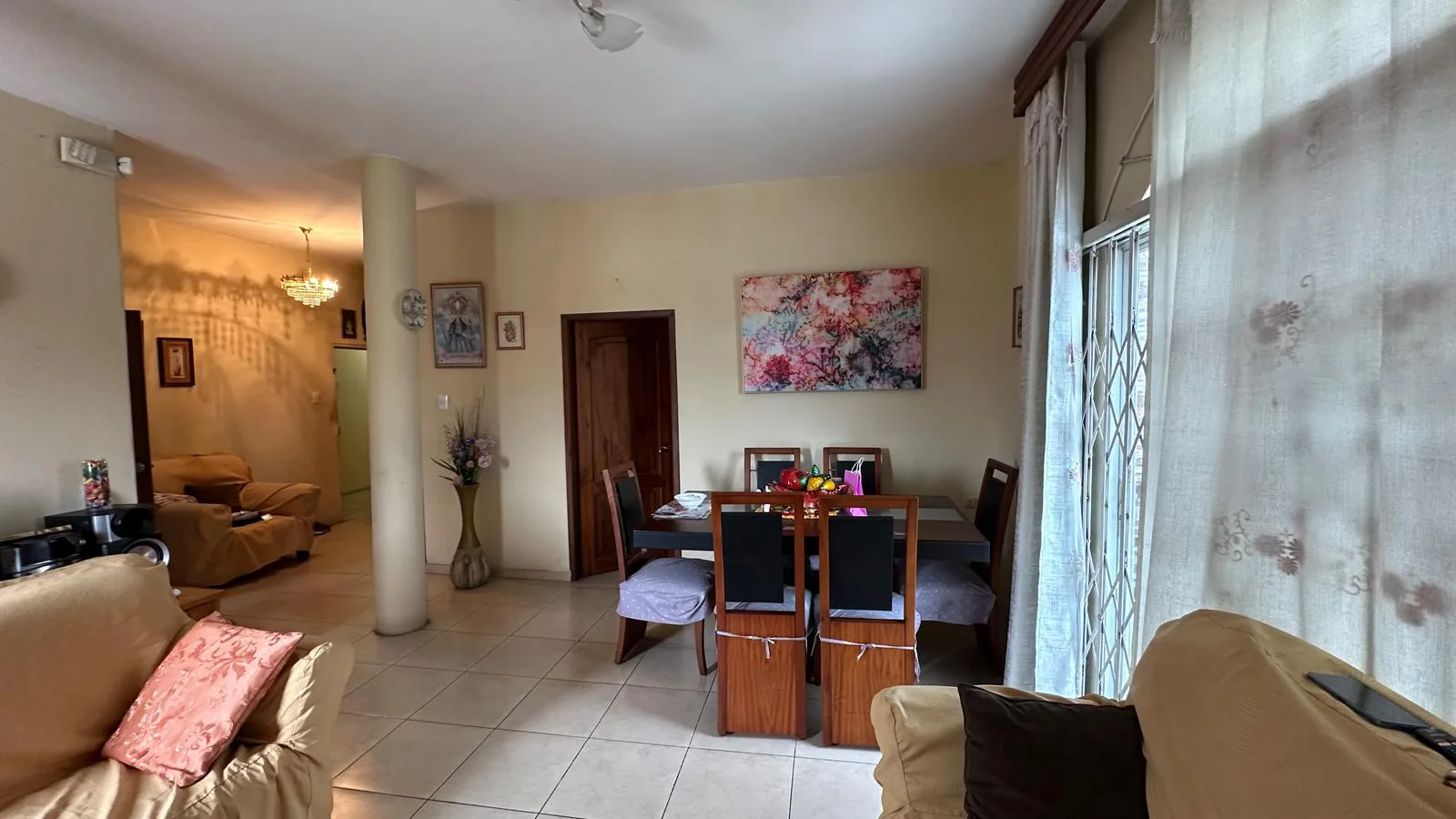 Se vende casa rentera, en sur oeste de Guayaquil CinB