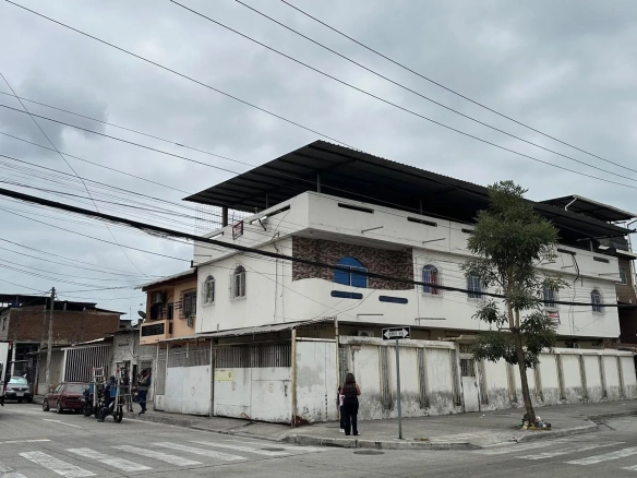 Se vende casa rentera, en sur oeste de Guayaquil CinB
