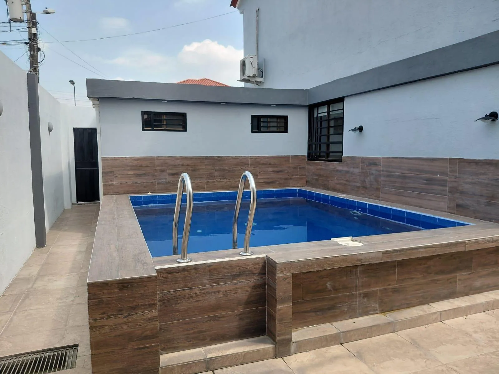 Casa en alquiler Urbanización El Condado de Vicolinci XimO