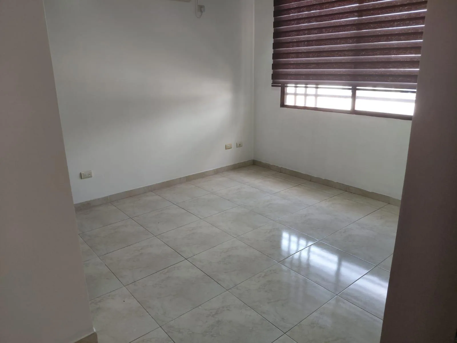 Casa en alquiler Urbanización El Condado de Vicolinci XimO