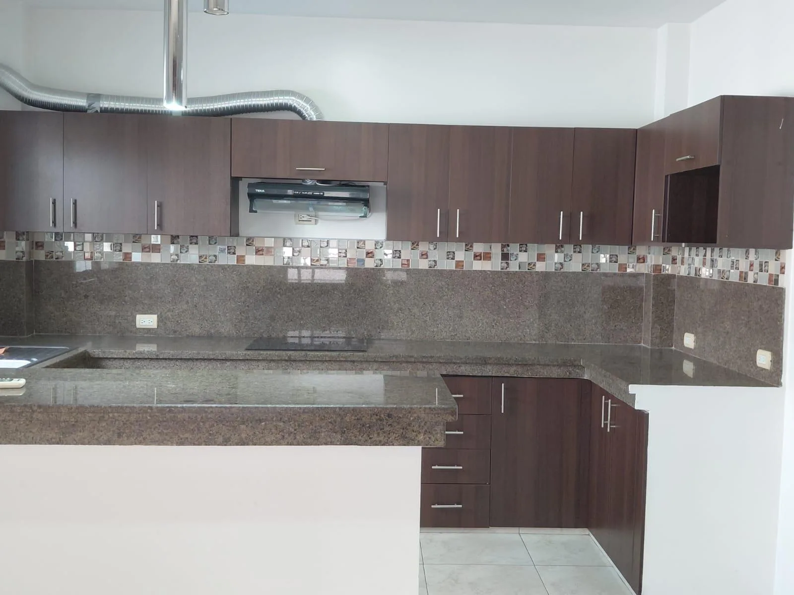 Casa en alquiler Urbanización El Condado de Vicolinci XimO