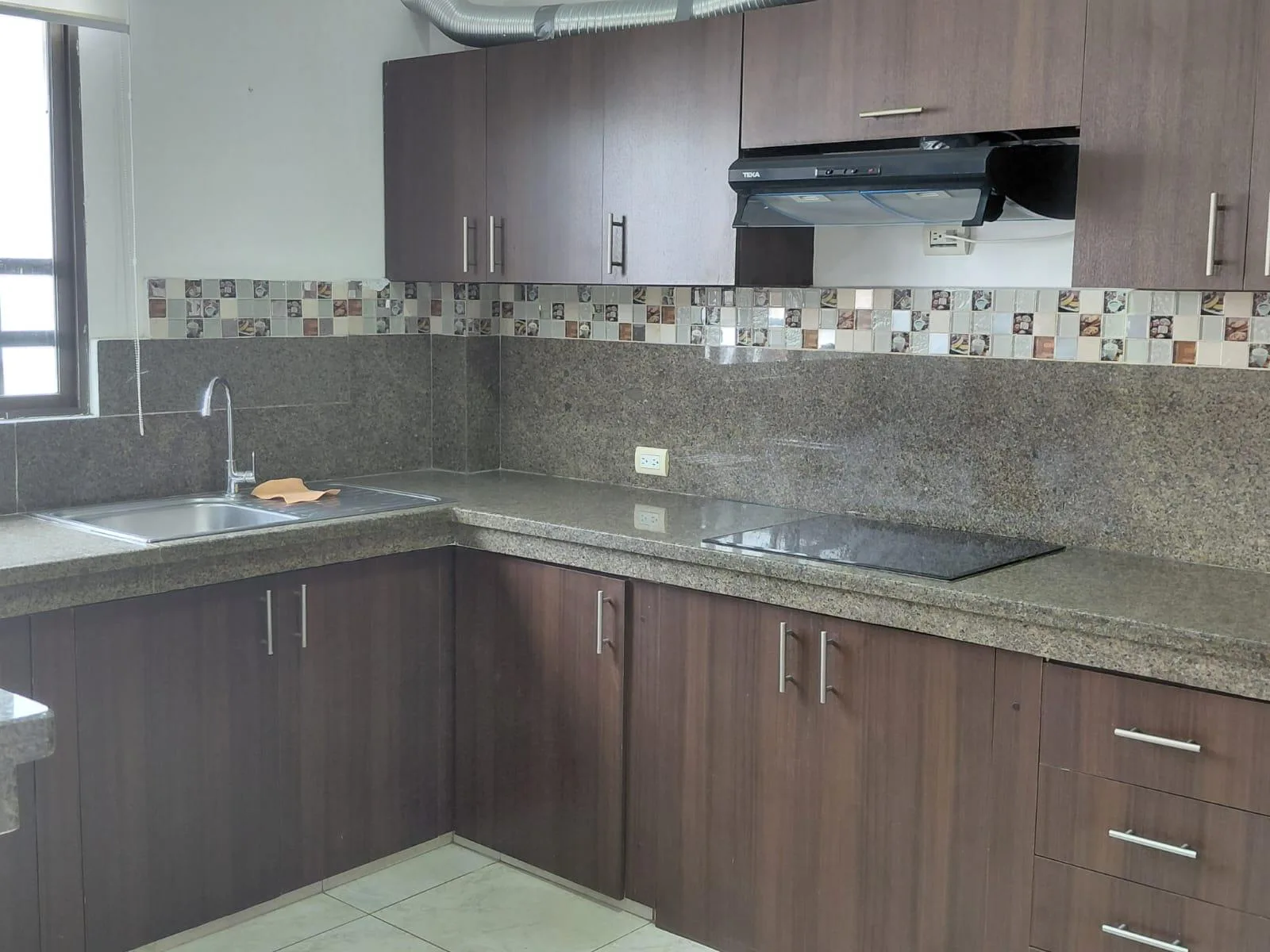 Casa en alquiler Urbanización El Condado de Vicolinci XimO