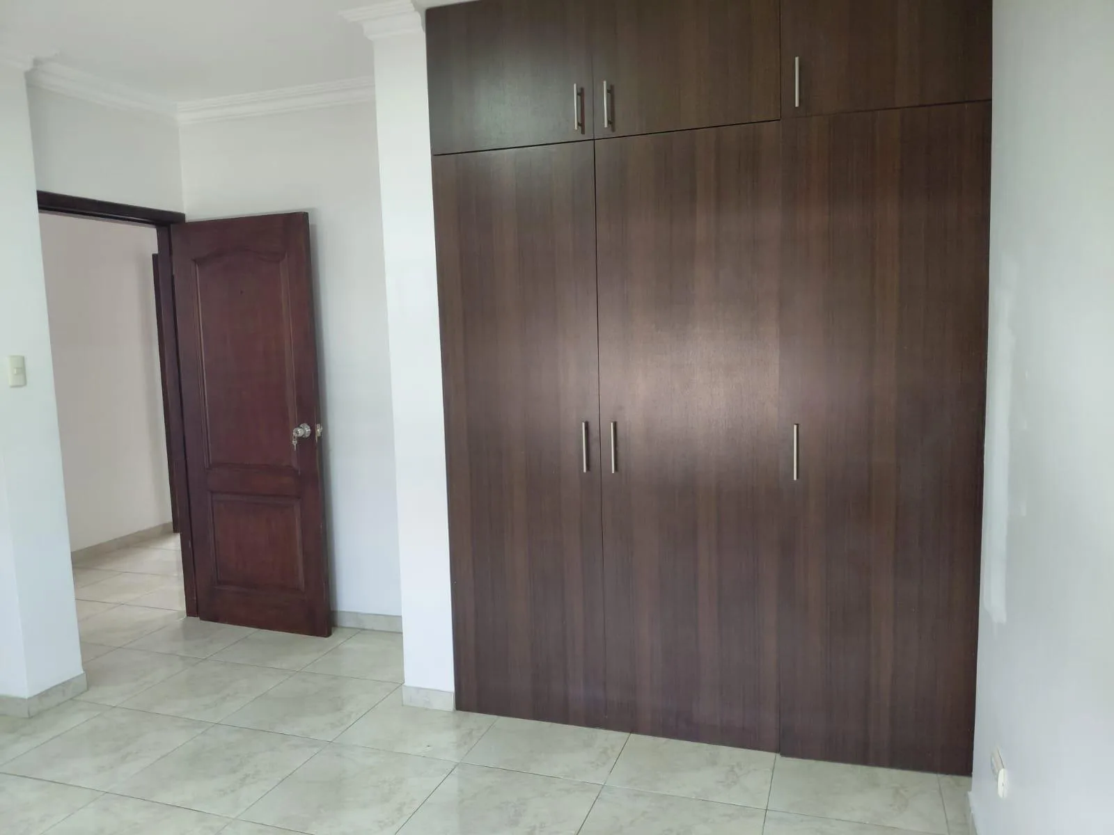 Casa en alquiler Urbanización El Condado de Vicolinci XimO