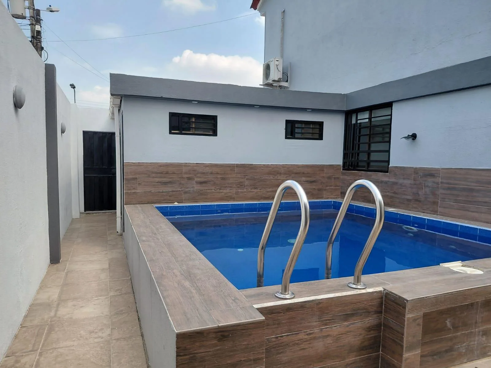 Casa en alquiler Urbanización El Condado de Vicolinci XimO