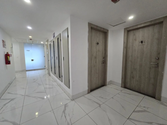 Oficina en Alquiler, Edificio Solaris, Mall Del Sol, AnaA
