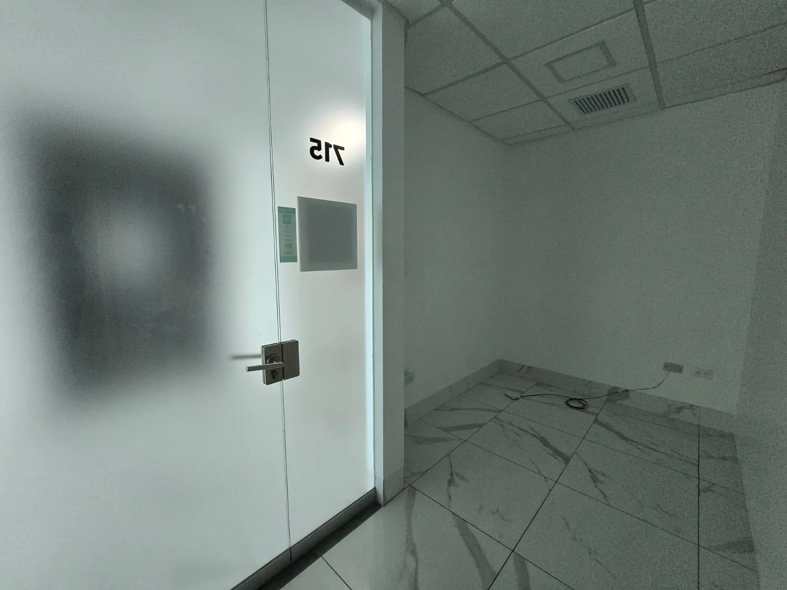 Oficina en Alquiler, Edificio Solaris, Mall Del Sol, AnaA