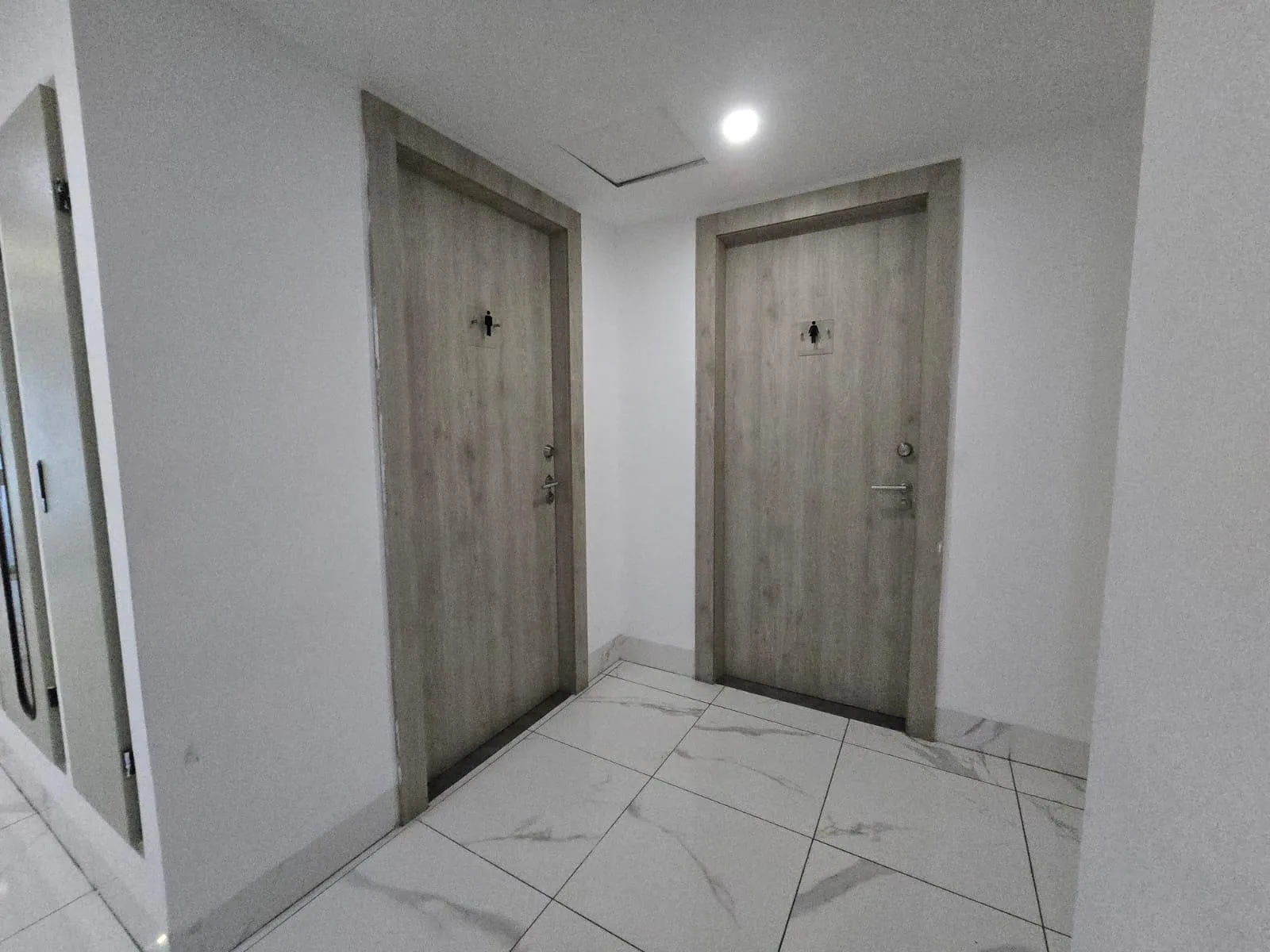 Oficina en Alquiler, Edificio Solaris, Mall Del Sol, AnaA