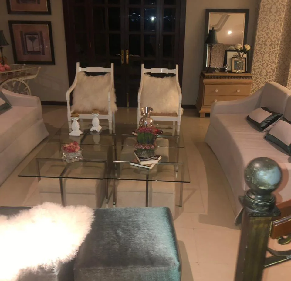 Venta de Casa en Urbanizacion Puerto Azul, Guayaquil, VanC