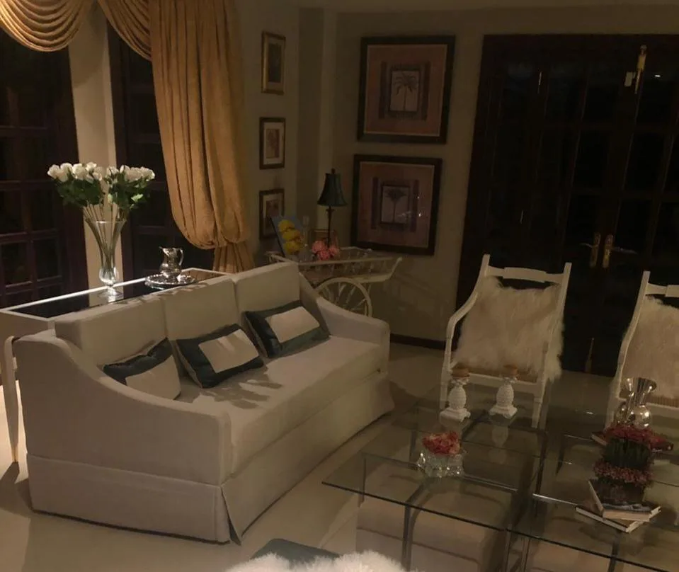 Venta de Casa en Urbanizacion Puerto Azul, Guayaquil, VanC