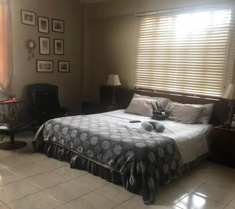 Venta de Casa en Urbanizacion Puerto Azul, Guayaquil, VanC