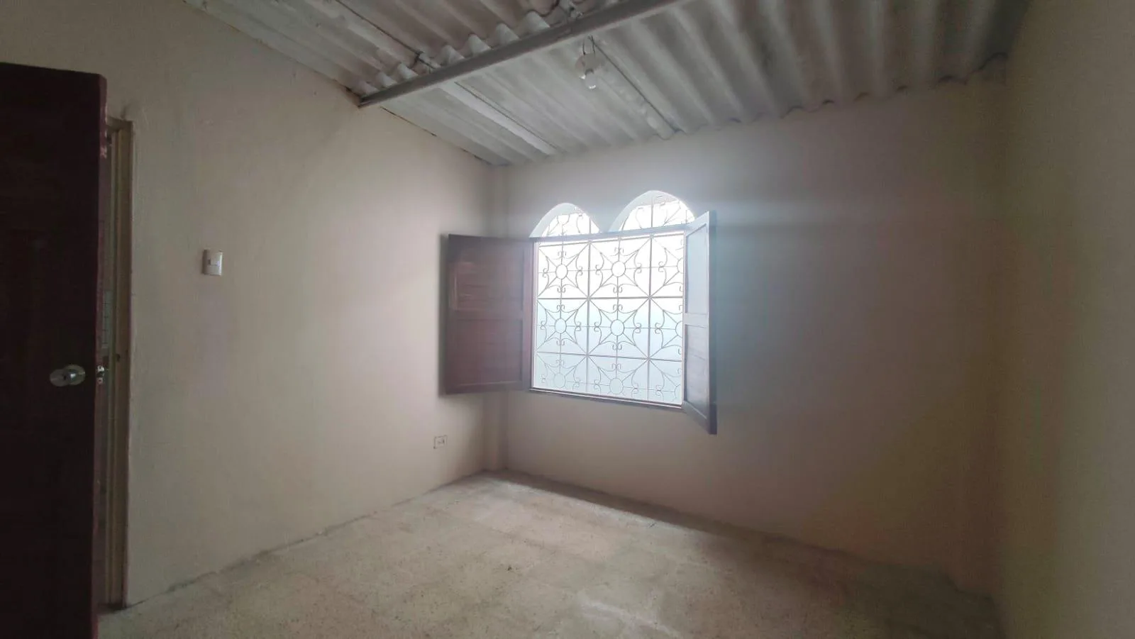 Casa en Venta, Sauces 5, Norte de Guayaquil, IriR