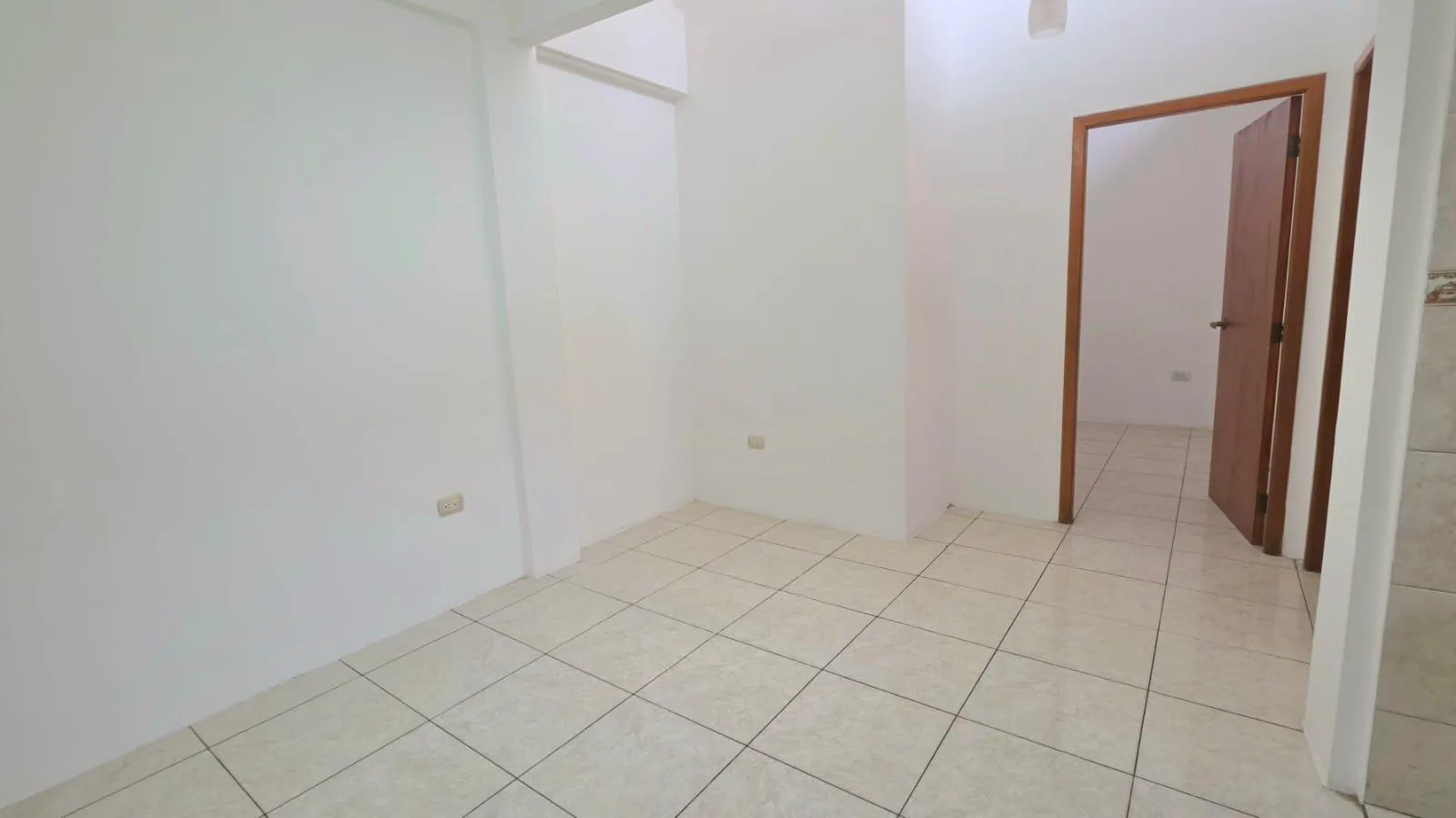 Se Vende Casa Rentera en Los Vergeles, AnaA