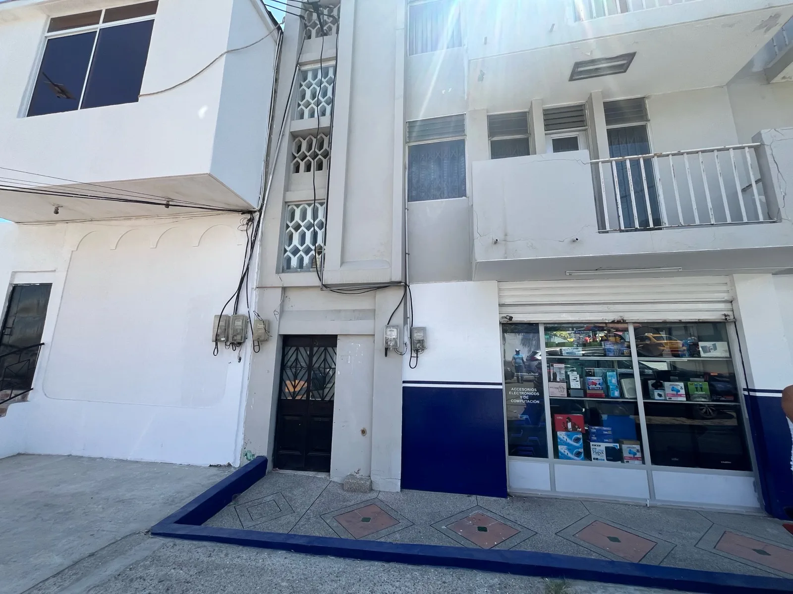 Alquiler departamento La Libertad frente al parque VanRo