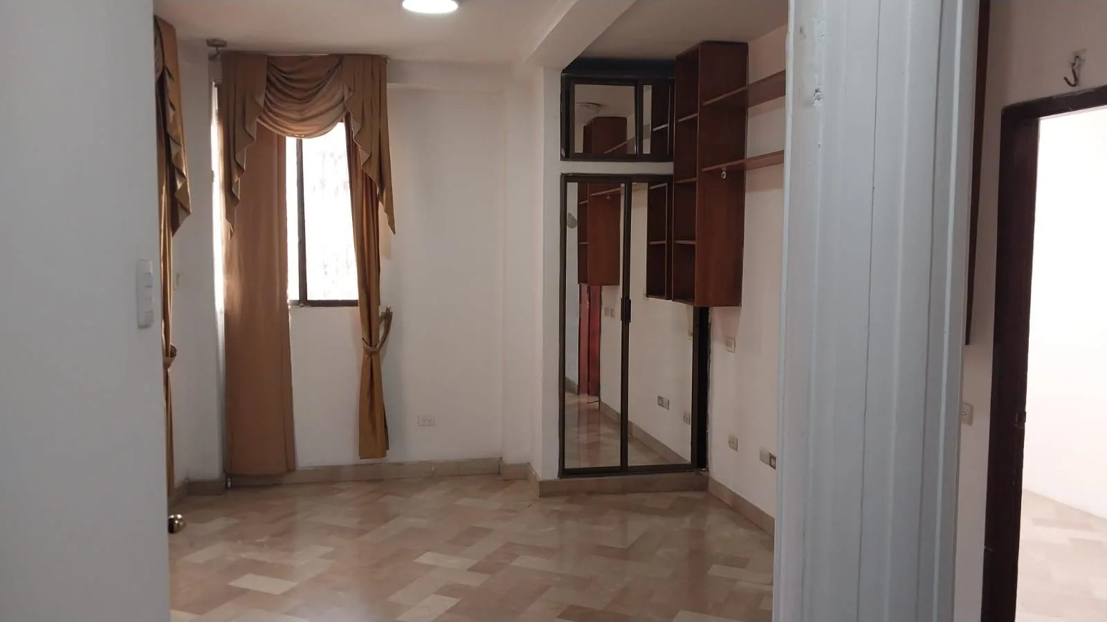 Suite en Alquiler, Los Ceibos, Guayaquil, RobA