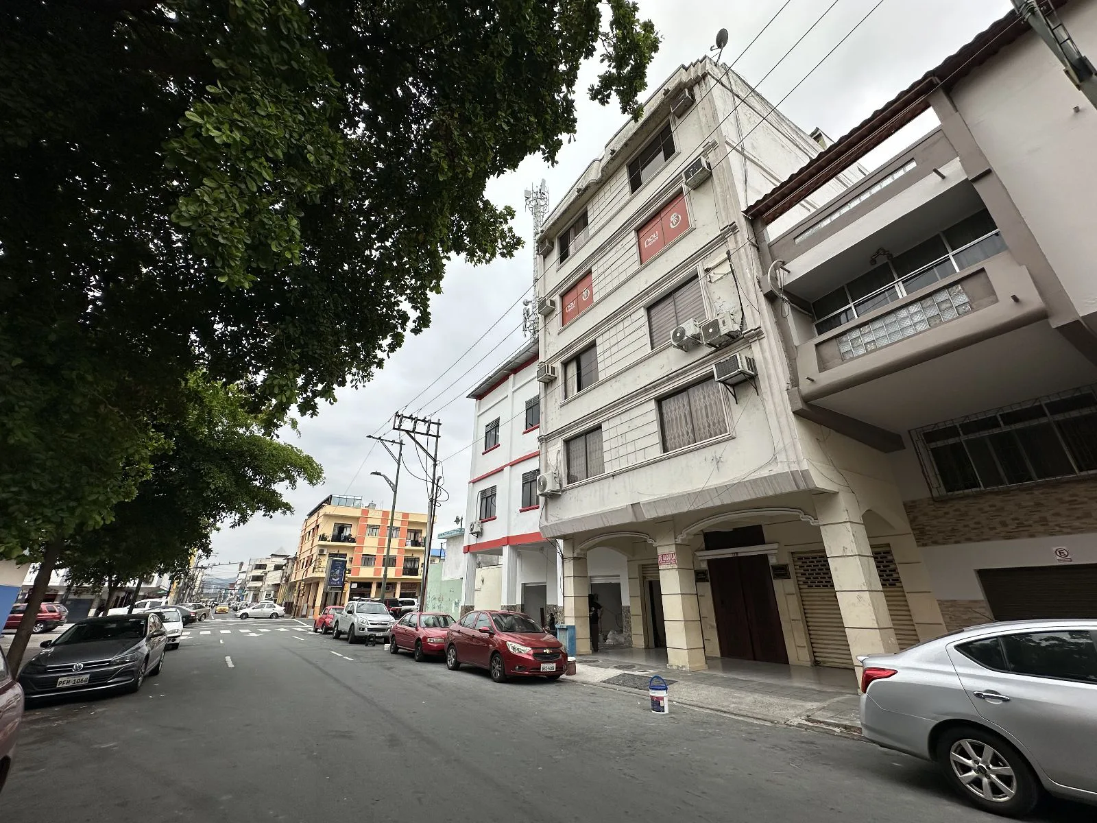 Oficina en venta en Manuel Galecio, Centro de Guayaquil, CyP