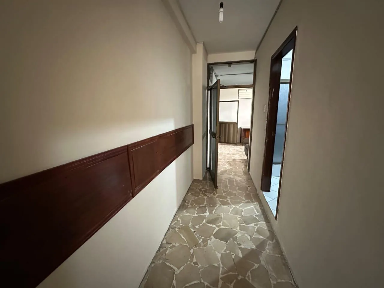 Oficina en venta en Manuel Galecio, Centro de Guayaquil, CyP