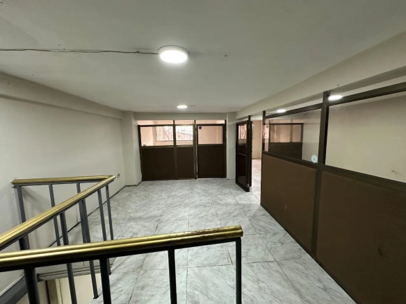Local comercial en alquiler, Centro de Guayaquil, CyP