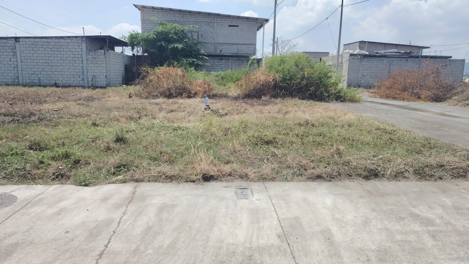 VENTA TERRENO ESQUINERO MI LOTE 1 ETAPA 2B LizV