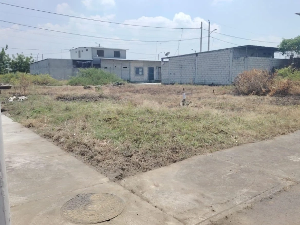 VENTA TERRENO ESQUINERO MI LOTE 1 ETAPA 2B LizV