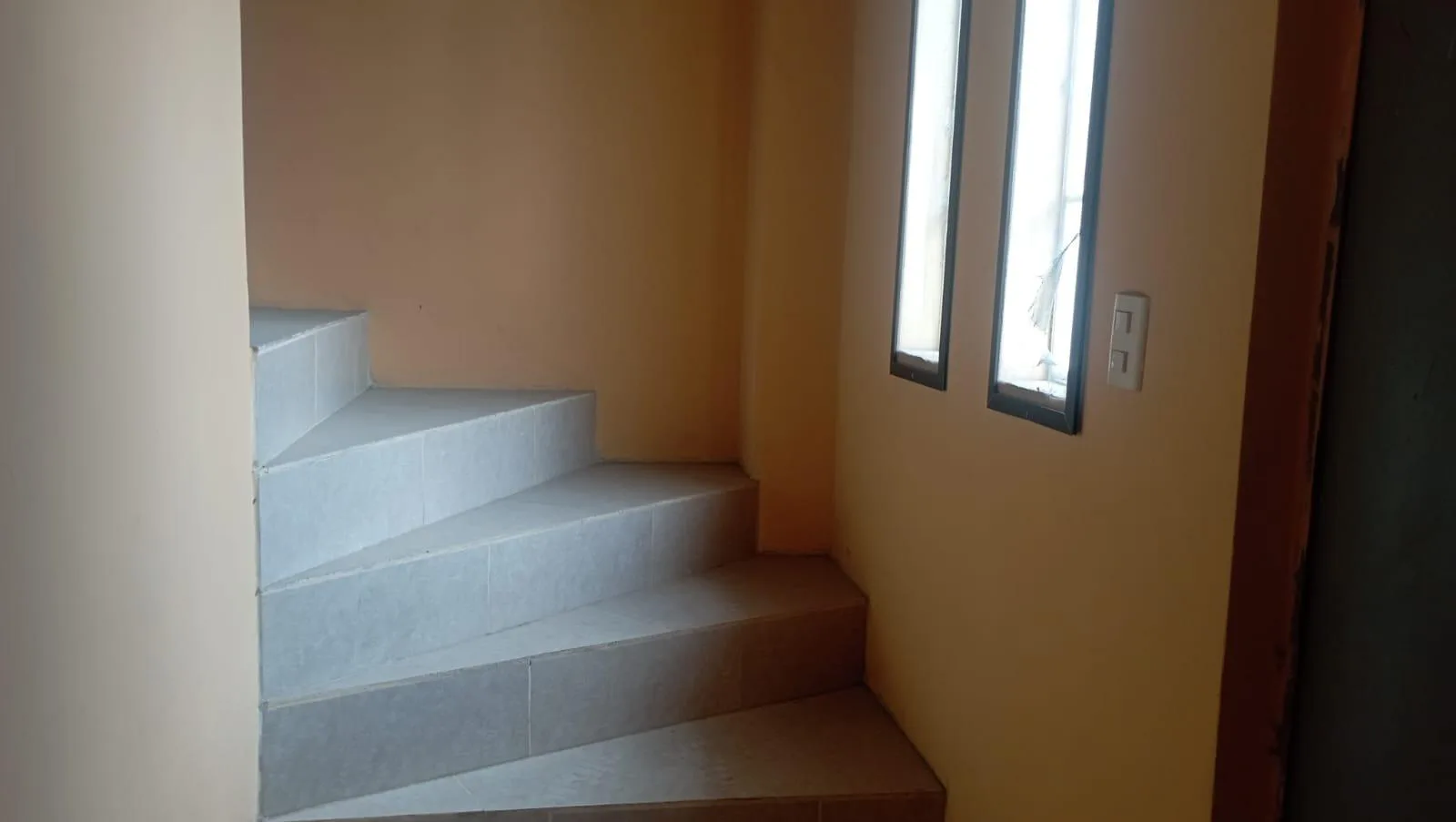CASA EN VENTA MUCHO LOTE 1 BelF
