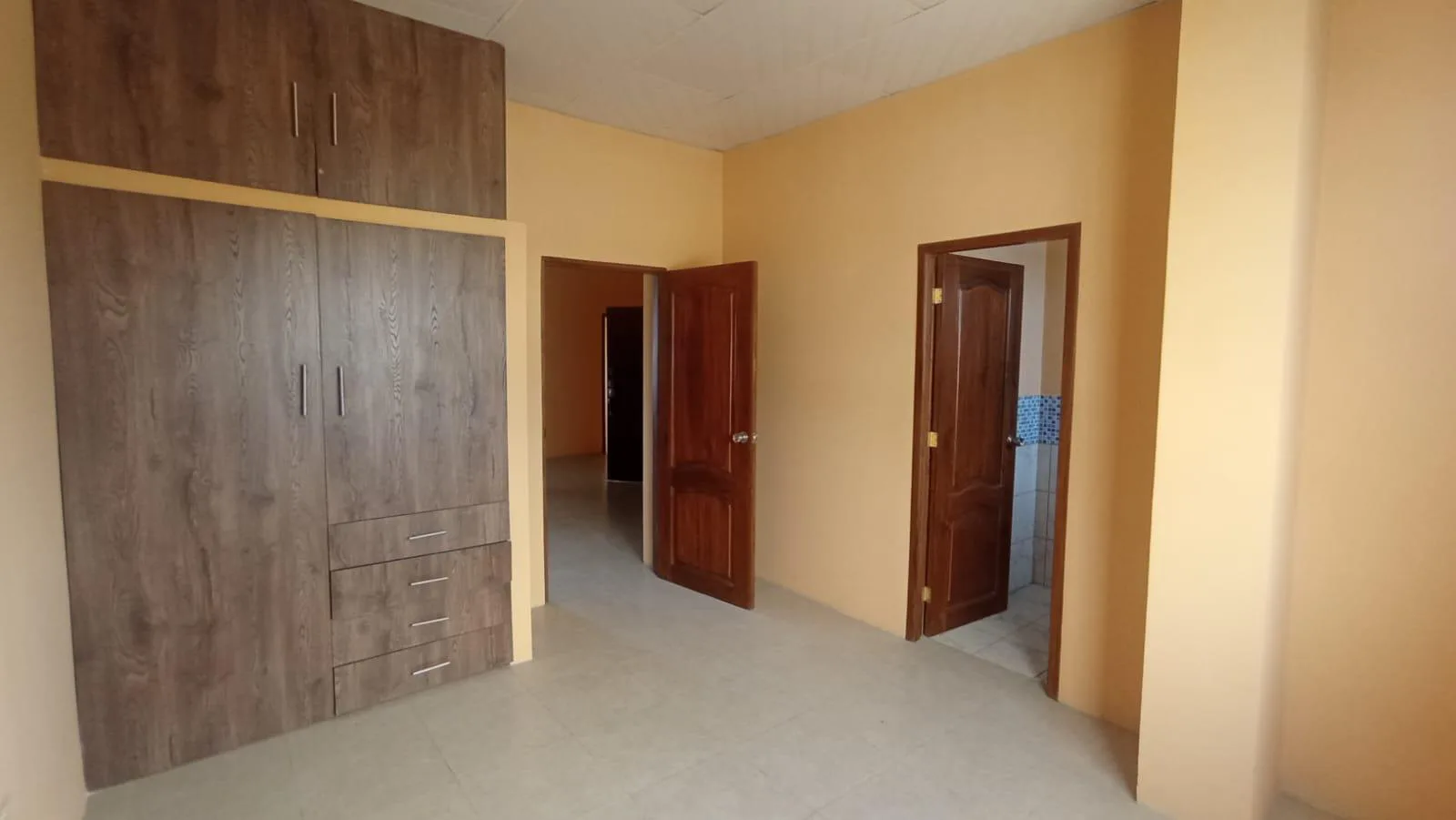 CASA EN VENTA MUCHO LOTE 1 BelF