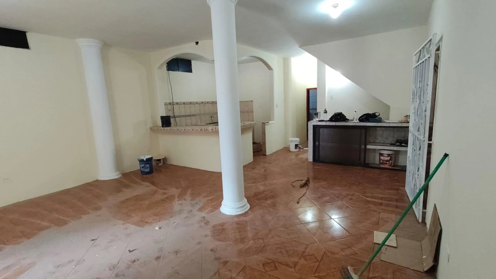 Departamento en alquiler en Sur de Guayaquil RonR