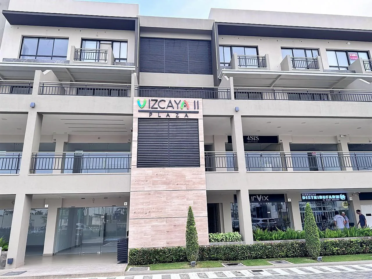 Local Comercial en Alquiler, Plaza Comercial Vizcaya II, Samborondon, RobA