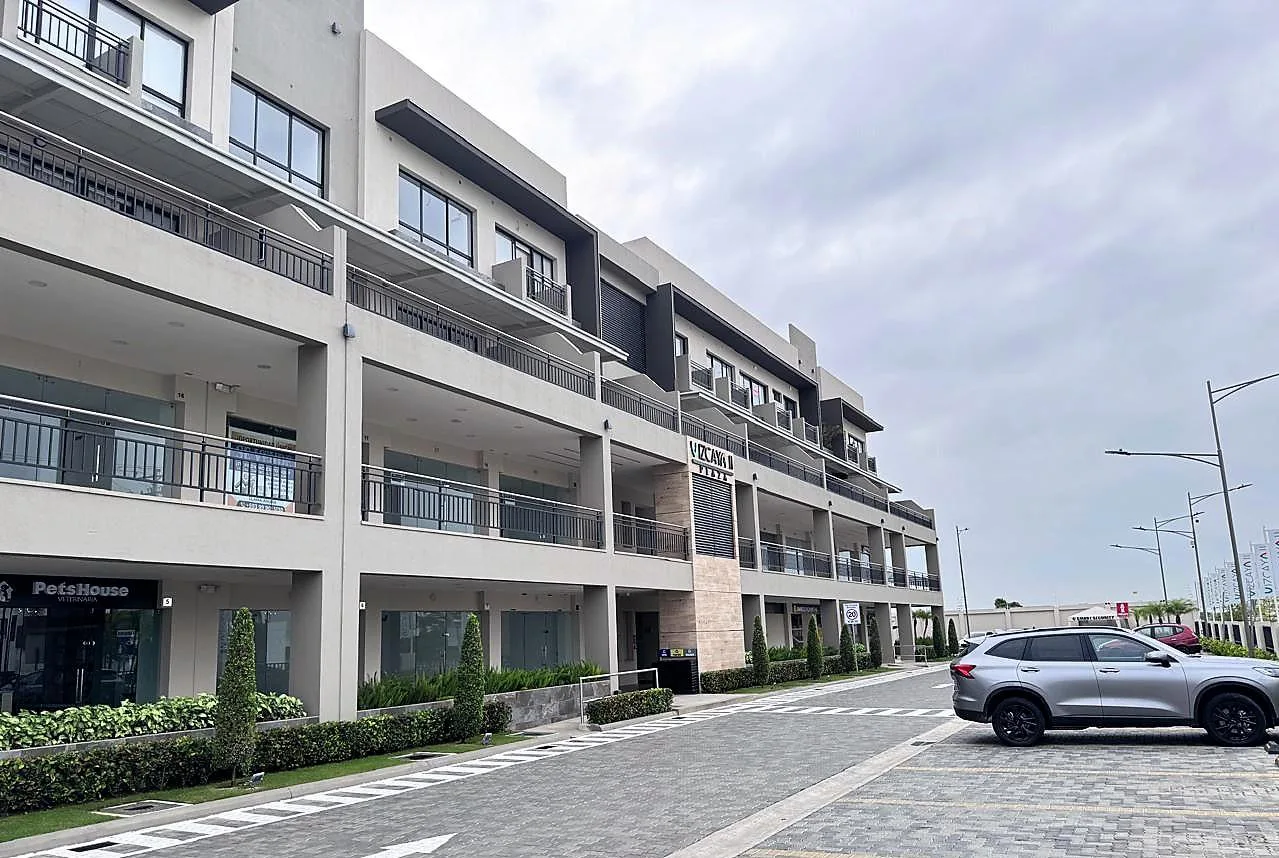 Local Comercial en Alquiler, Plaza Comercial Vizcaya II, Samborondon, RobA