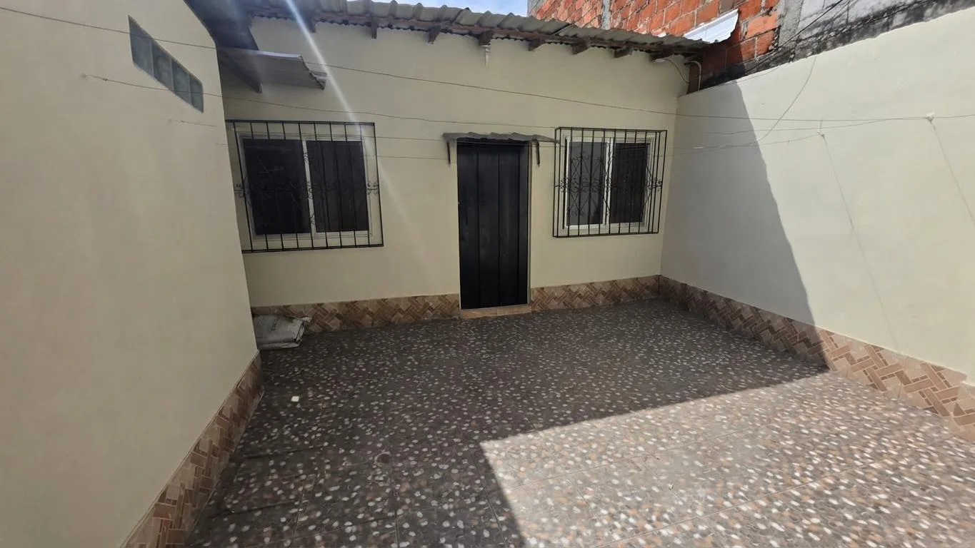 Casa en venta en el Sur Oeste de Guayaquil MicP