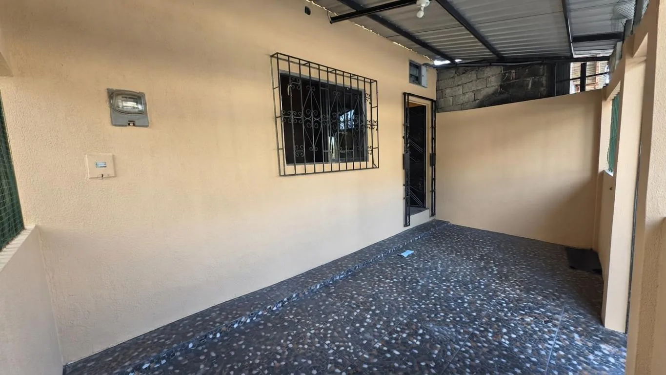 Casa en venta en el Sur Oeste de Guayaquil MicP