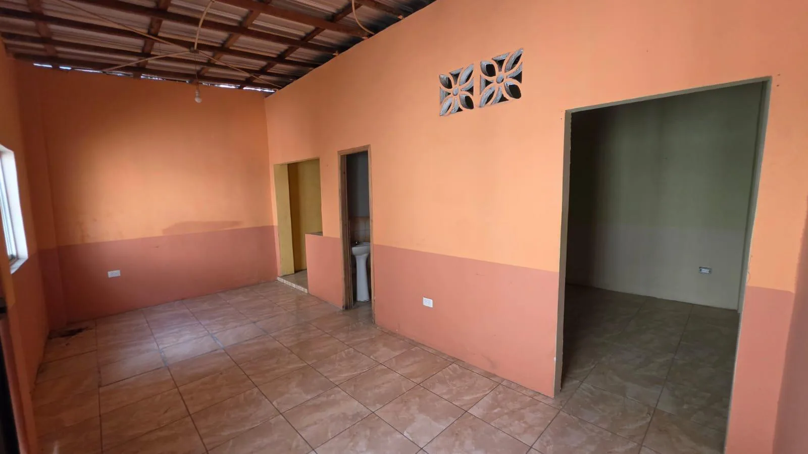 Casa en venta en el Sur Oeste de Guayaquil MicP