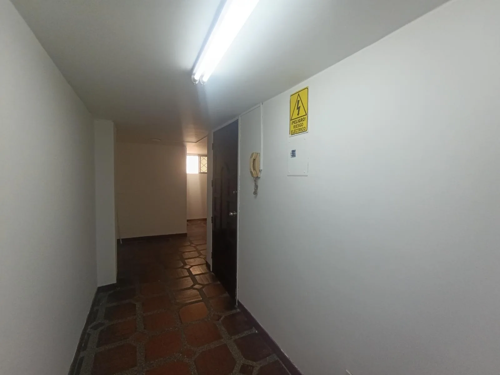 Alquiler de oficina en la cuidadela Ietel, en la Francisco de Orellana EleS