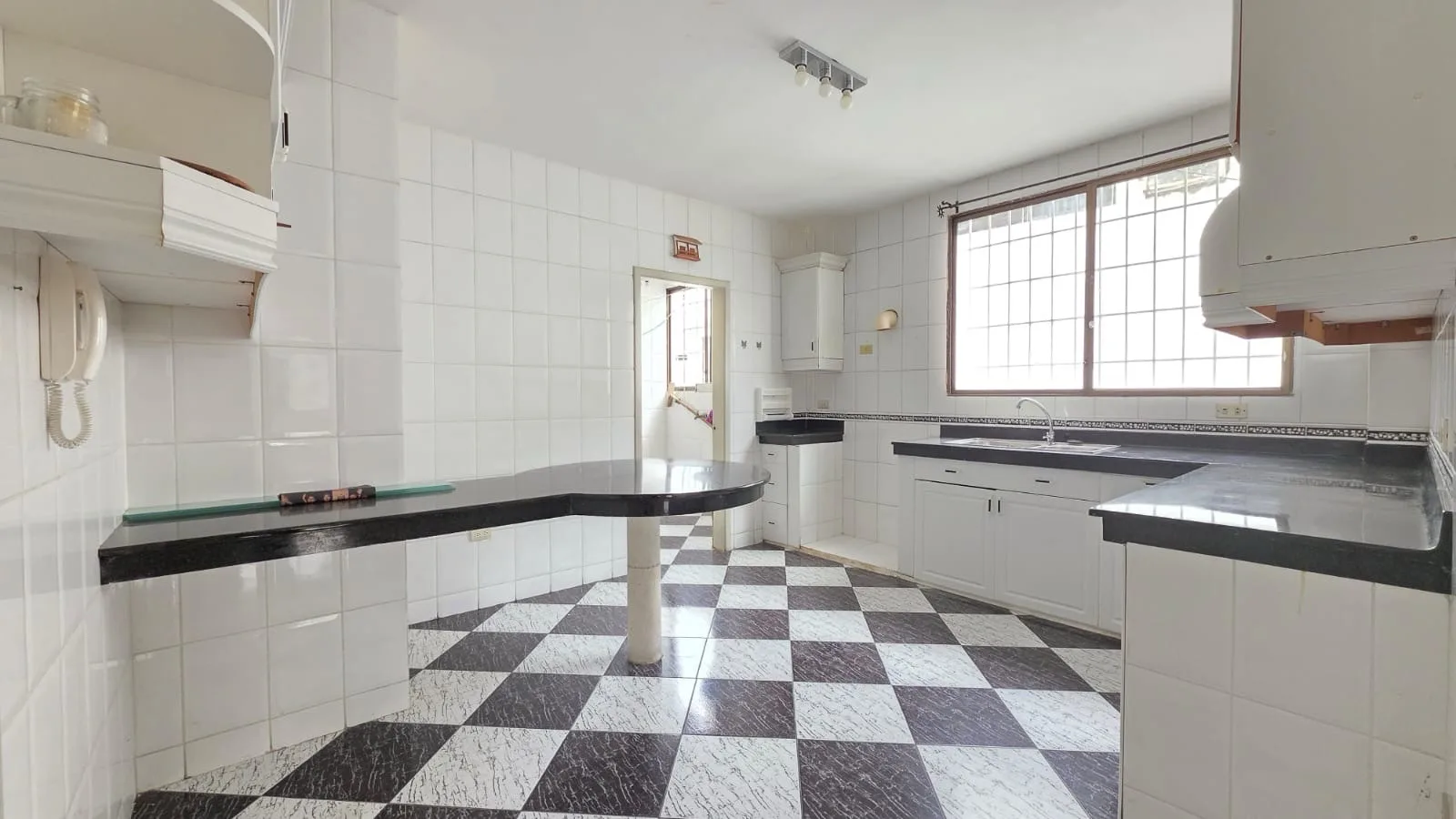Departamento en Venta 1er Piso, Urbanizacion Puerto Azul, JohR