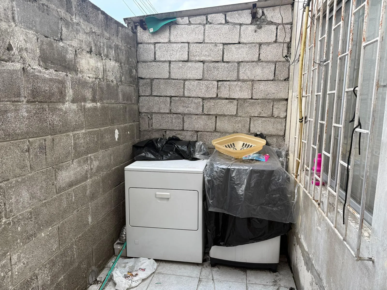 Se vende casa de una planta en Cdla Guayacanes JosS