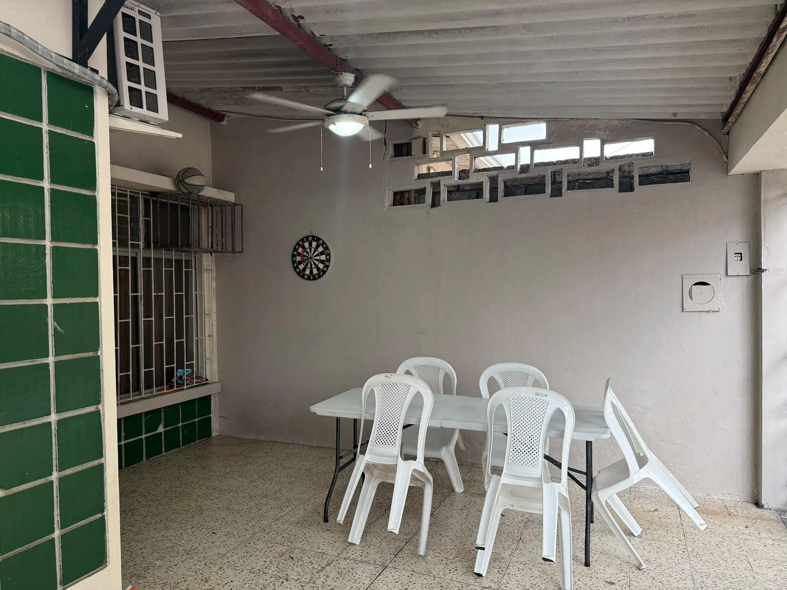 Se vende casa de una planta en Cdla Guayacanes JosS