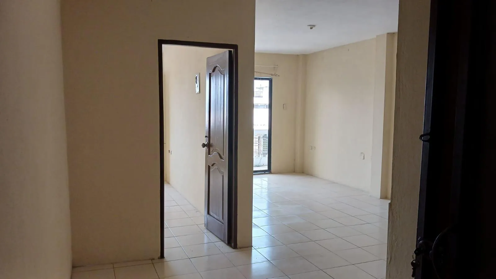 CASA RENTERA EN VENTA, Cabecera del Canton Samborondón CarP