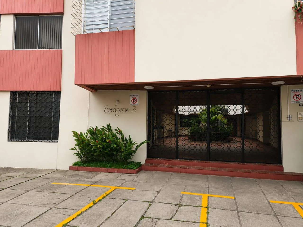 Departamento Amoblado en Alquiler, Cdla. Kennedy Vieja, atras del CC Las Vitrinas, EliC