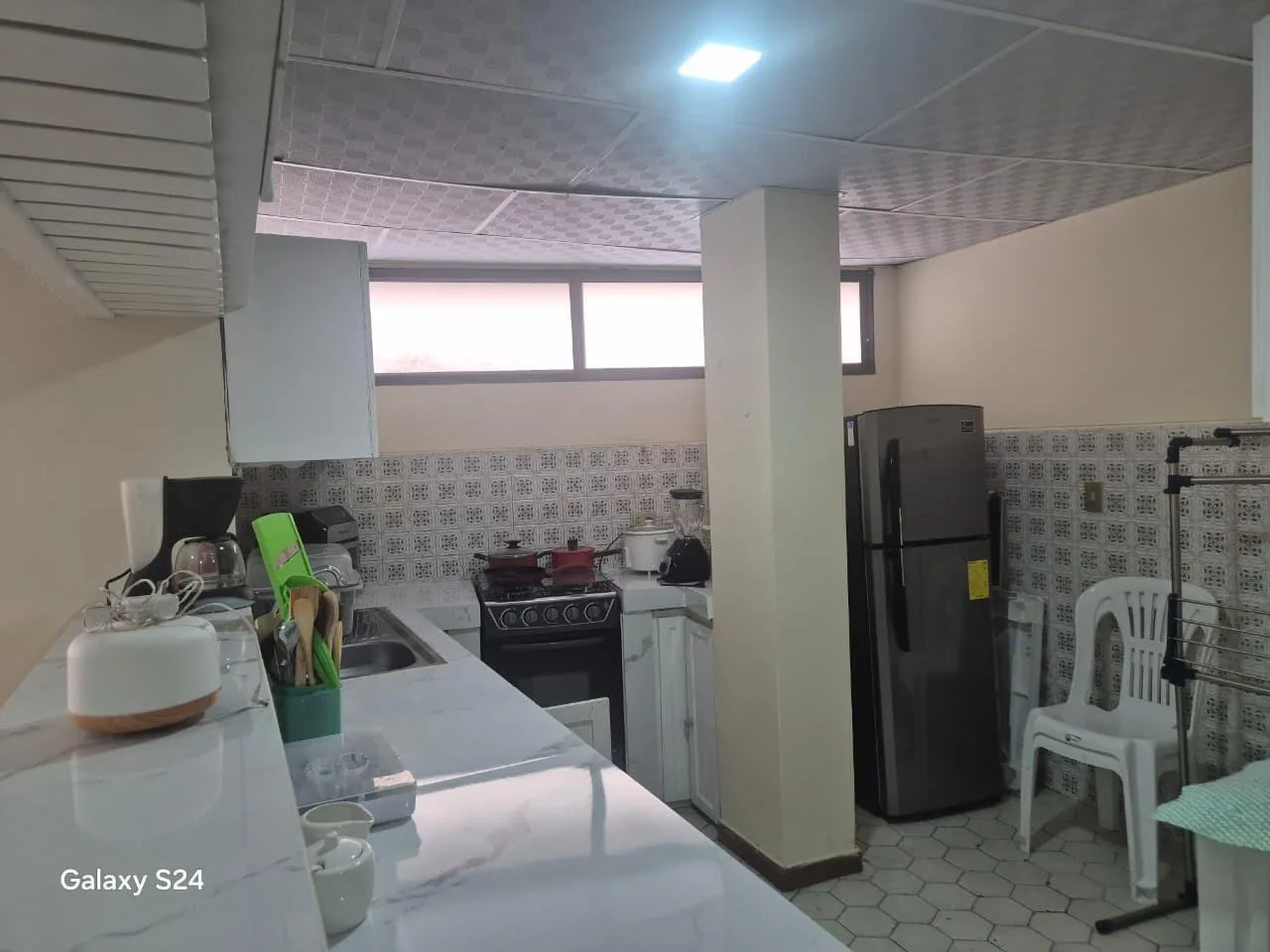 Departamento Amoblado en Alquiler, Cdla. Kennedy Vieja, atras del CC Las Vitrinas, EliC