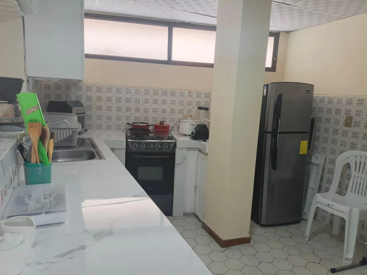 Departamento Amoblado en Alquiler, Cdla. Kennedy Vieja, atras del CC Las Vitrinas, EliC