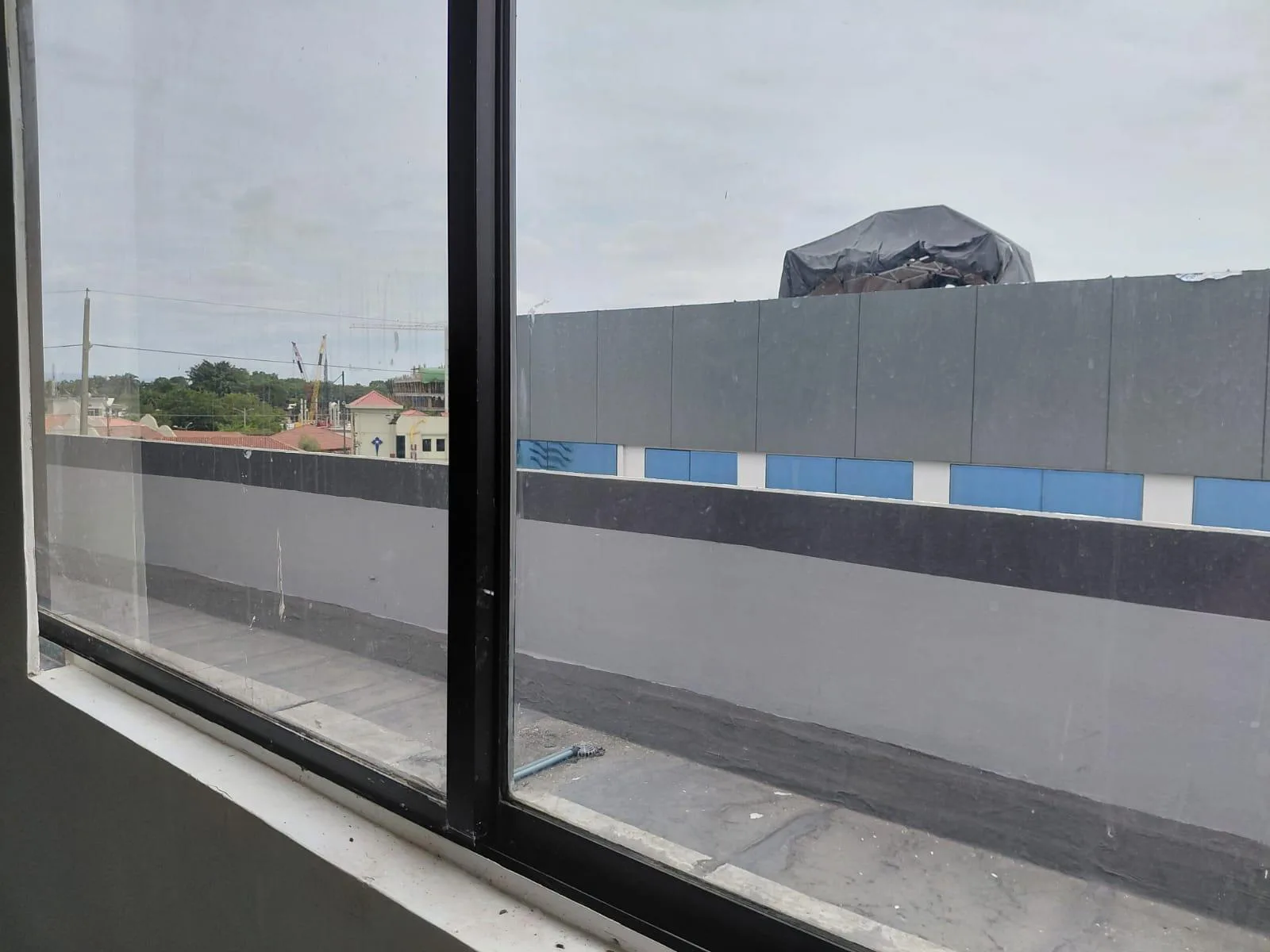 Oficina en alquiler C.C. Río Plaza, 2do piso, Km 1 1/2 vía a Samborondón XimO