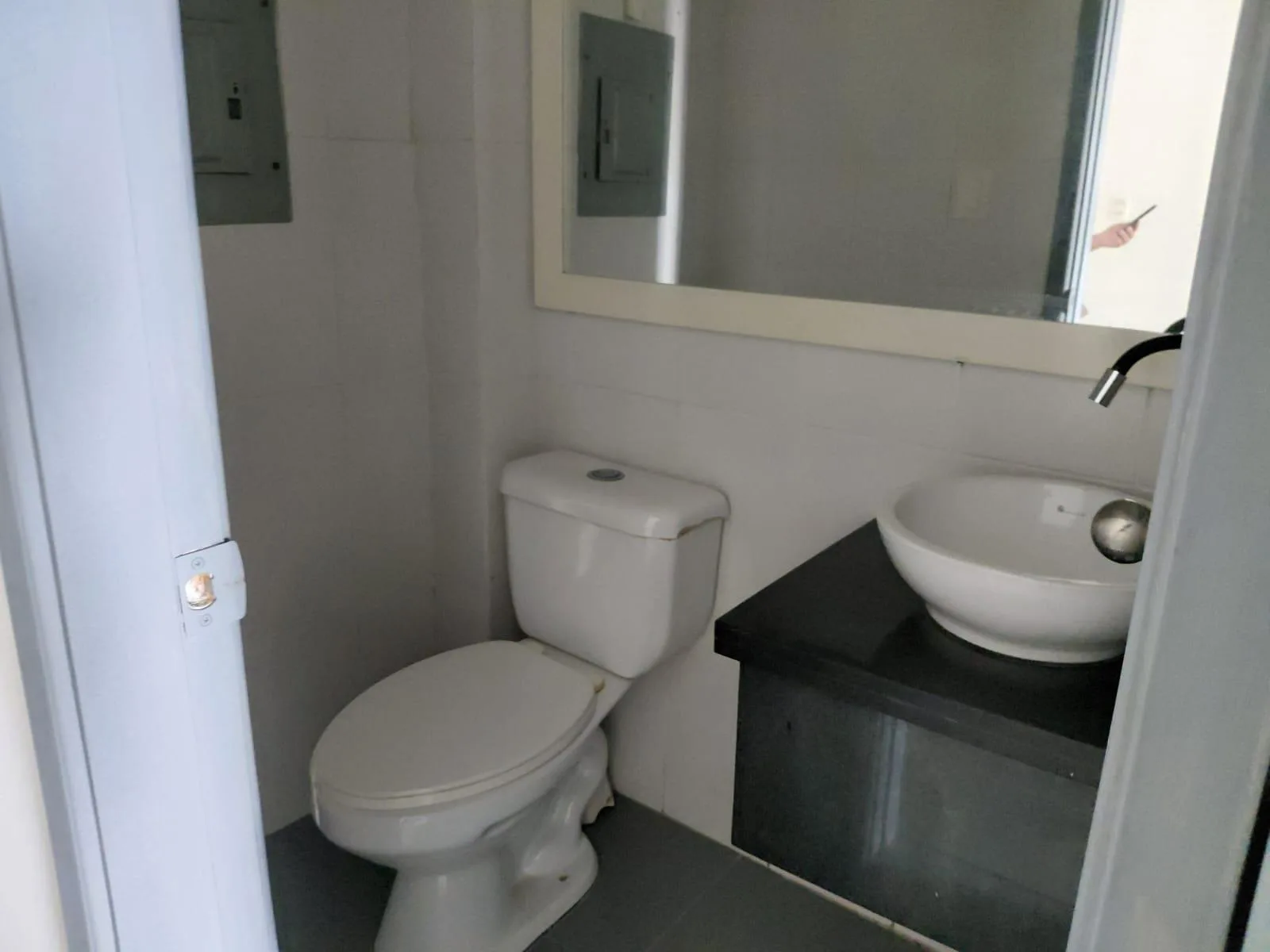 Oficina en alquiler C.C. Río Plaza, 2do piso, Km 1 1/2 vía a Samborondón XimO