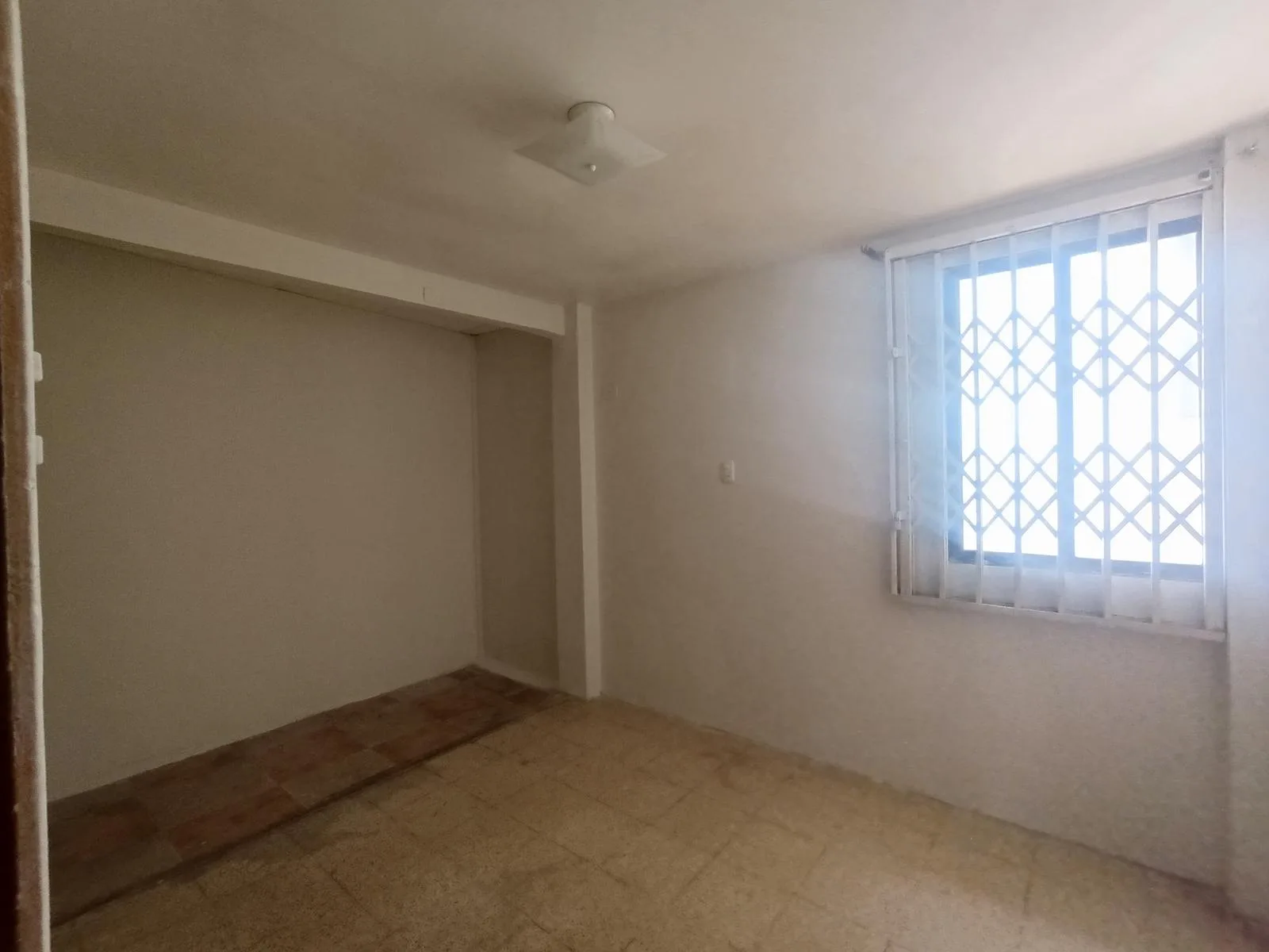 Venta de Casa en Samanes 7 GabR
