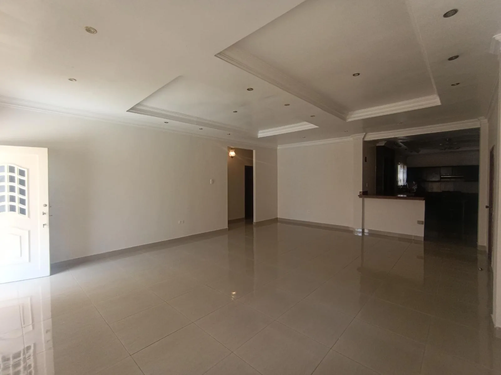 Venta de Casa en Samanes 7 GabR