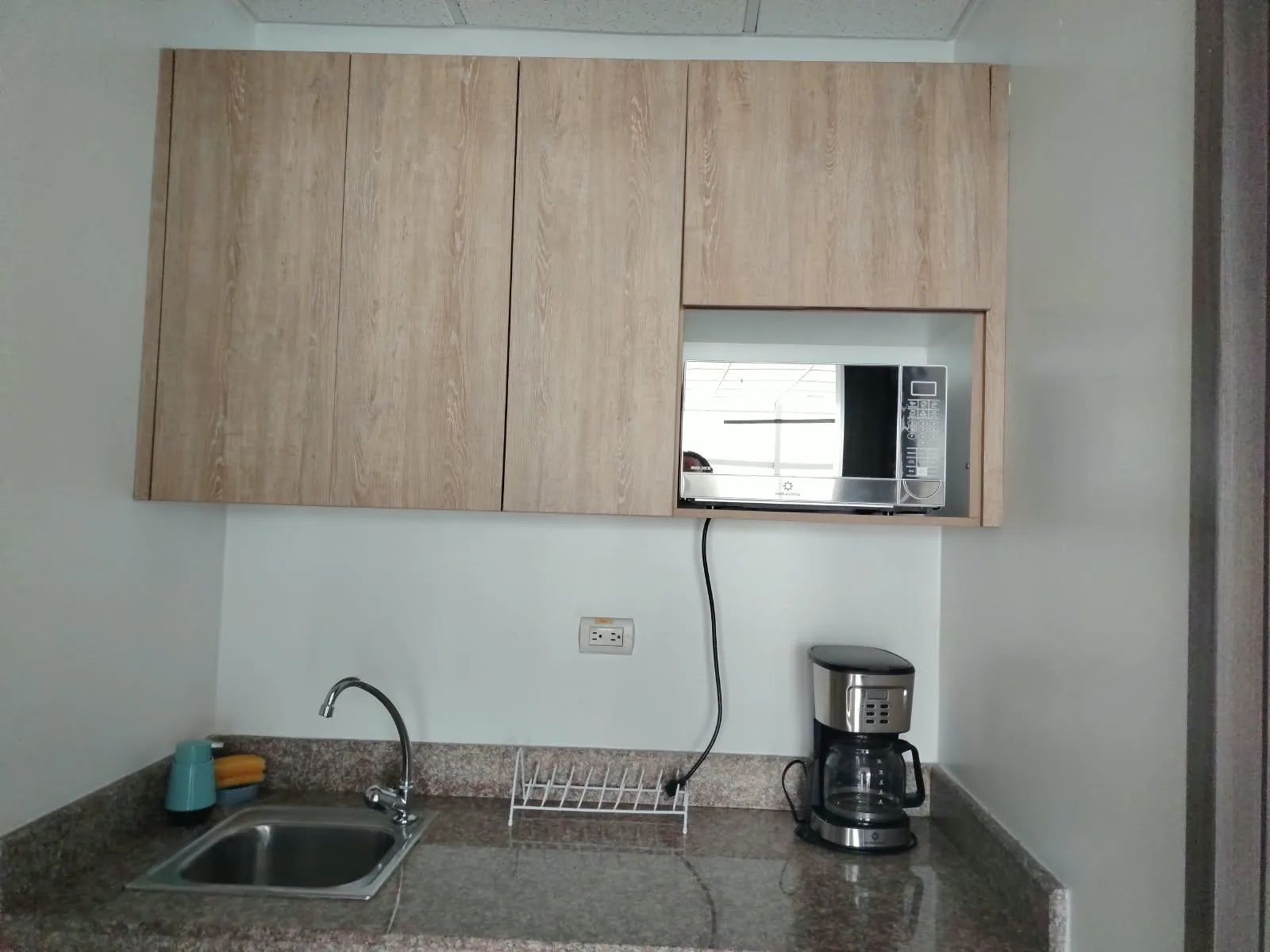 Se Vende Oficina, Edif. Sky Building , Aeropuerto, Guayaquil AnaA