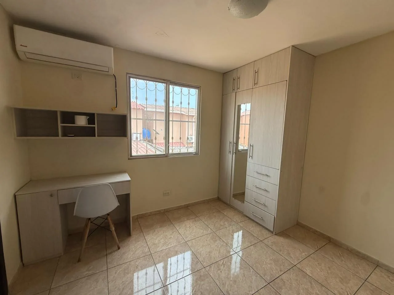 Casa en Alquiler Urb Duran City, Etapa Bromelia, BarG